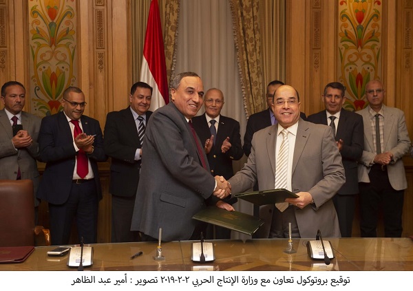 سلامة:بروتوكلي تعاون مع الانتاج الحربي لمستشفي ومصنع للورق