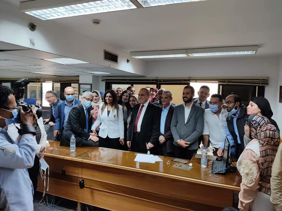 اثناء لقائه بصحفيي بوابة الأهرام عبد المحسن سلامة: الأهرام غنية بأصولها وبعناصرها البشرية