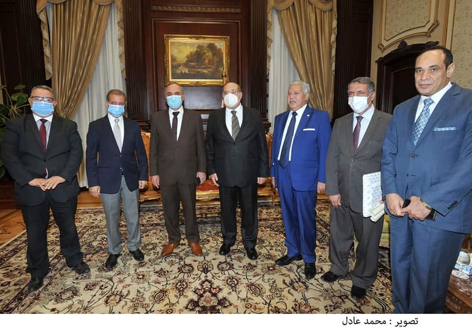 رئيس مجلس الشيوخ يستقبل عبد المحسن سلامة ويشيد بمؤسسة الأهرام