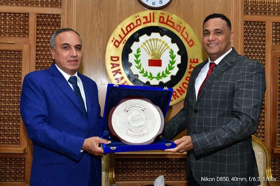 علي هامش انطلاق معرض الأهرام «عقاري» بالمنصورة .. سلامة: «الأهرام» تدعم صناعة المعارض باعتبارها قاطرة من قاطرات التنمية الاقتصادية
