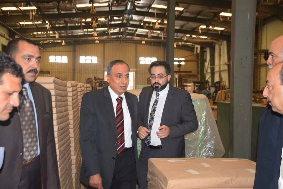 بالصورة: عبد المحسن سلامة يتفقد جامعة الأهرام وشركة الورق