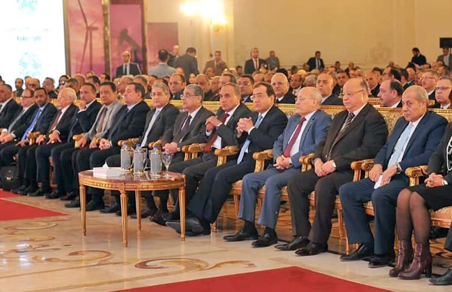 عبد المحسن سلامة في مؤتمر الأهرام الثالث للطاقة: الأهرام يشارك مؤسسات الدولة في بناء مصر الجديدة