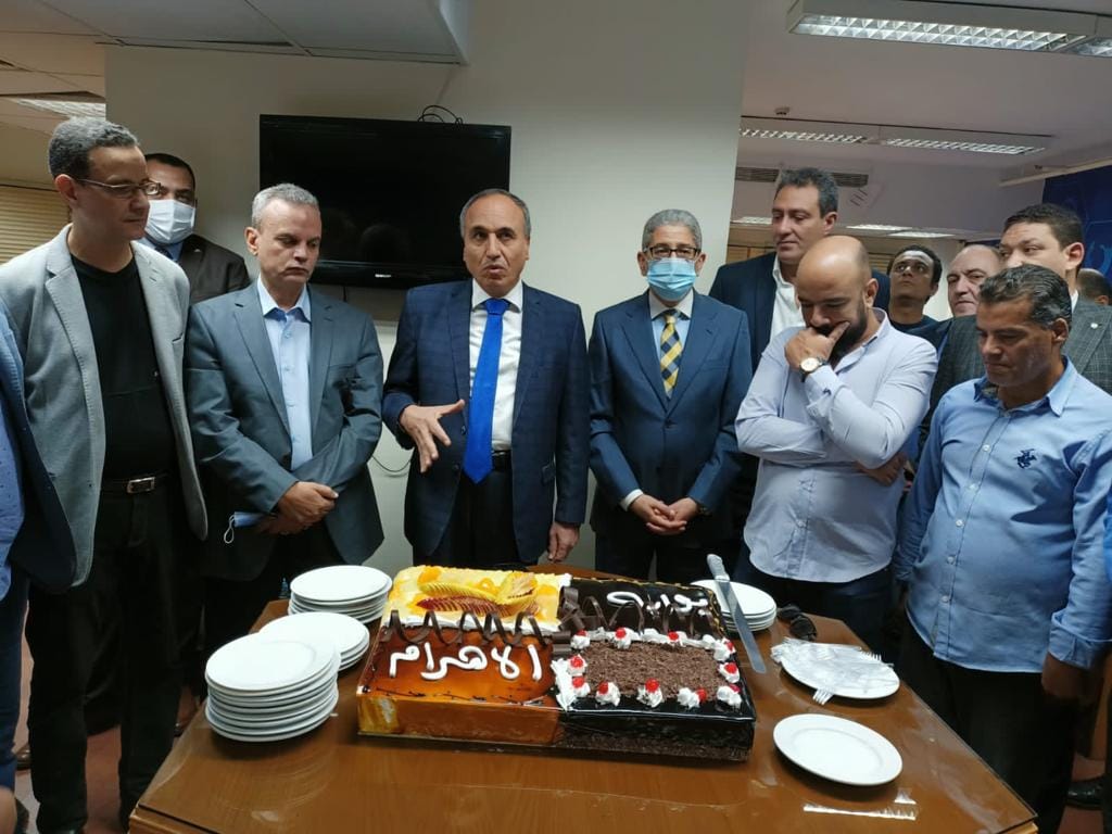 في لقائه أسرة تحرير بوابة الأهرام.. عبد المحسن سلامة: تطور كبير في الأداء وتميز بالمحتوى