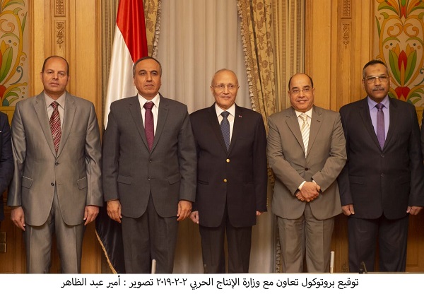 سلامة:بروتوكلي تعاون مع الانتاج الحربي لمستشفي ومصنع للورق
