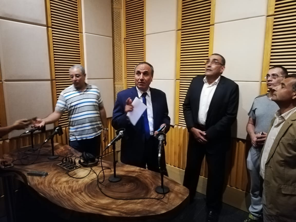 عبدالمحسن سلامة يتفقد الأعمال النهائية وتشطيبات الإستديوهات وقاعة المحاضرات وصالة التحرير لمعهد تدريب الصحفيين